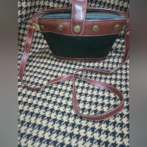 Brahmin Handbags - Brahimn Dartmouth Massachusetts Crossbody